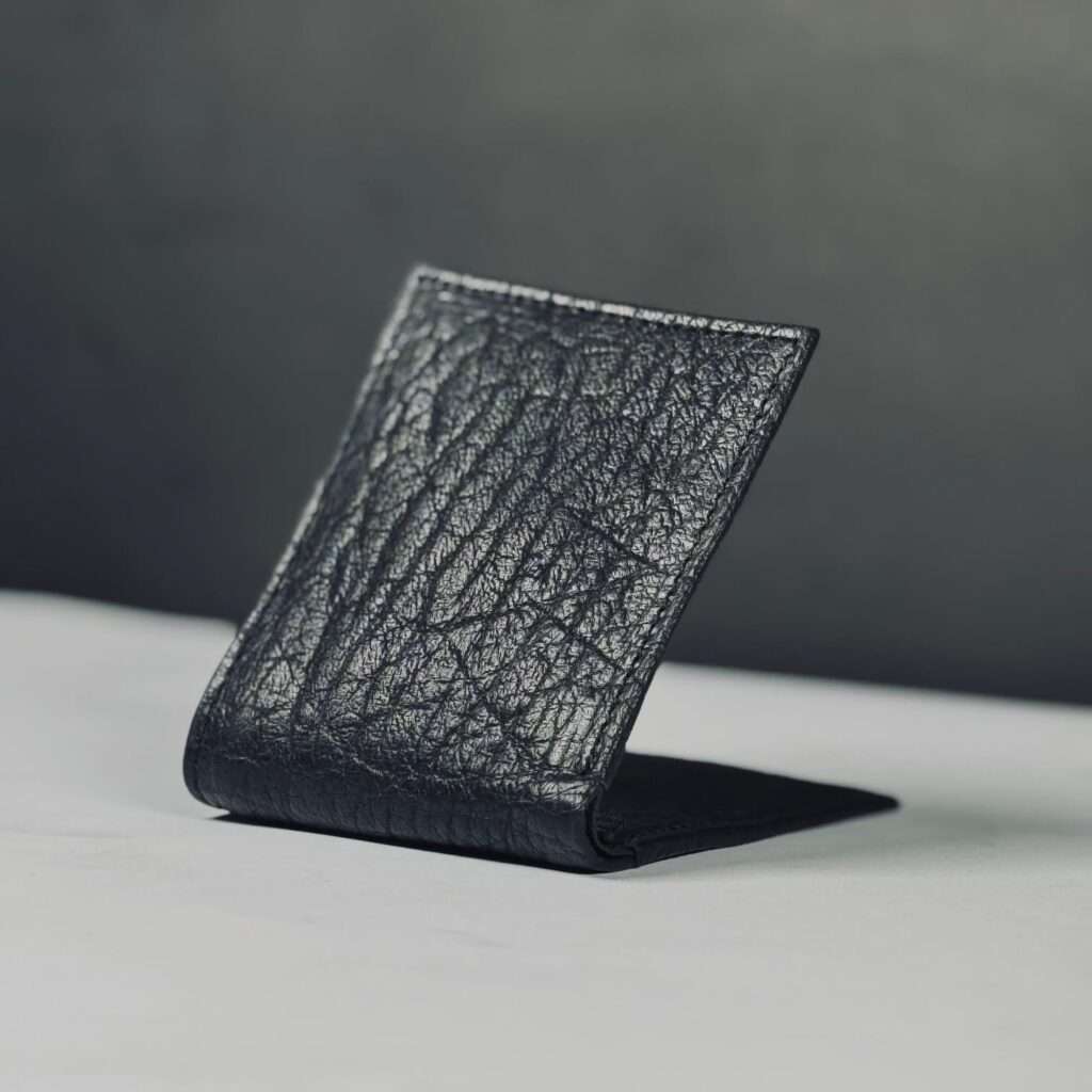 Black Deep-Grain Compact Wallet – 100% Genuine Cow Leather